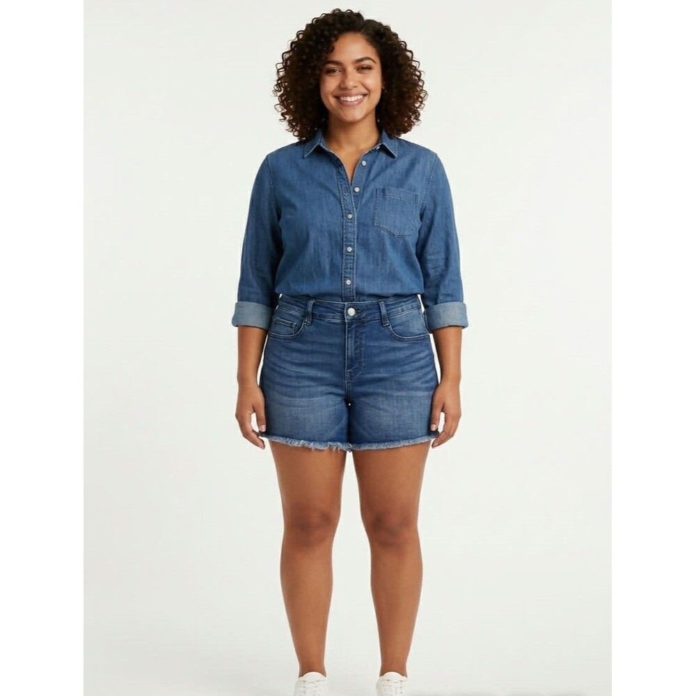 Nine West Women’s Jeans Shorts Size 4 Blue Denim Jean Ripped Hem - Picture 10 of 16